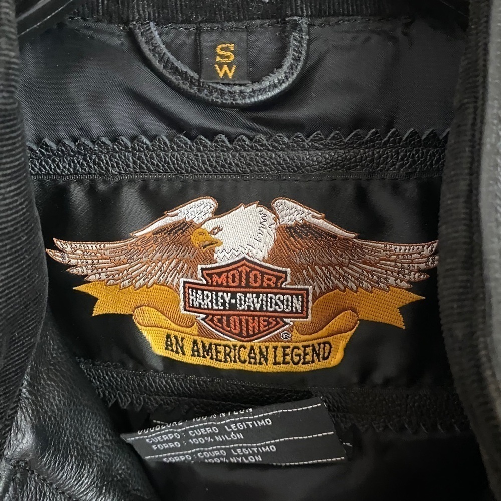 Harley Davidson Women’s Leather Jacket Small EUC - Picture 5 of 8
